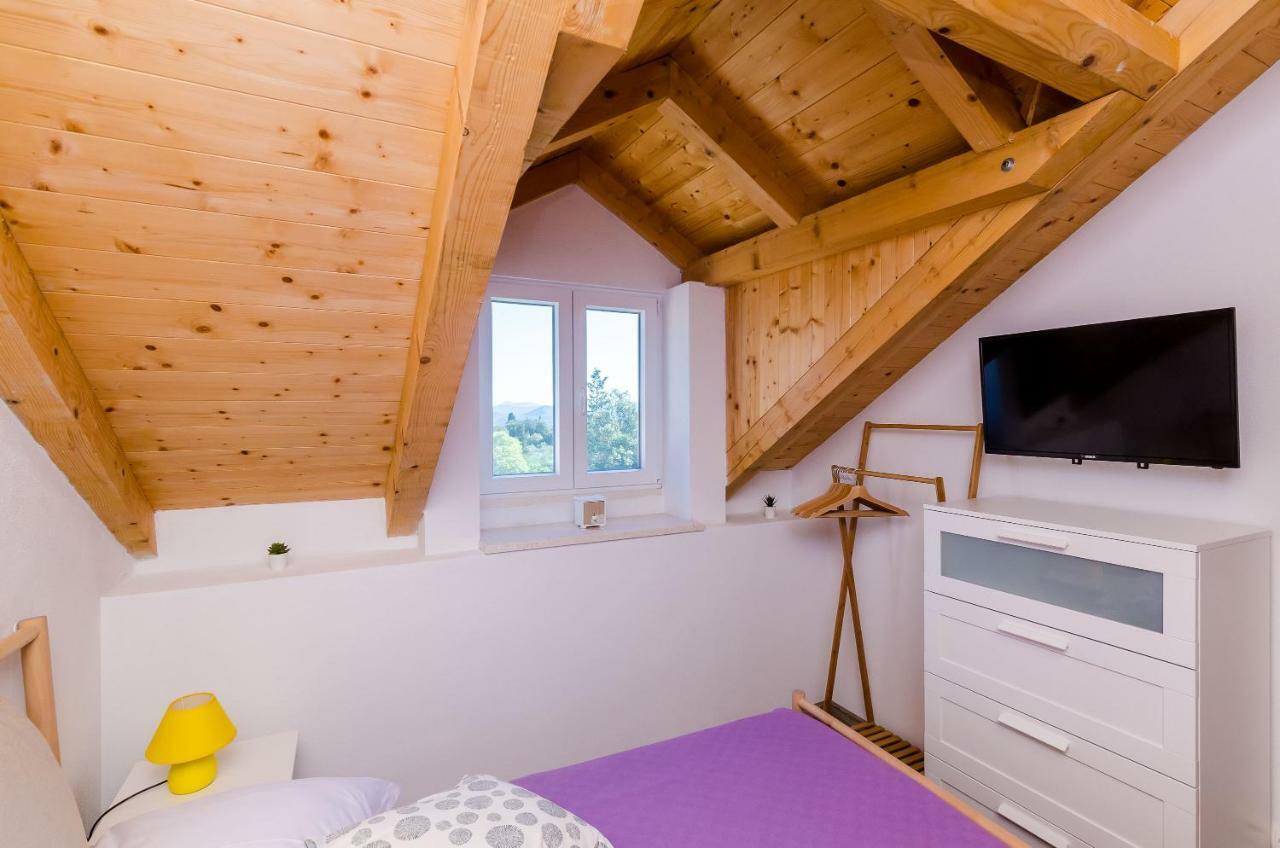 Korita Apartment Maranovici