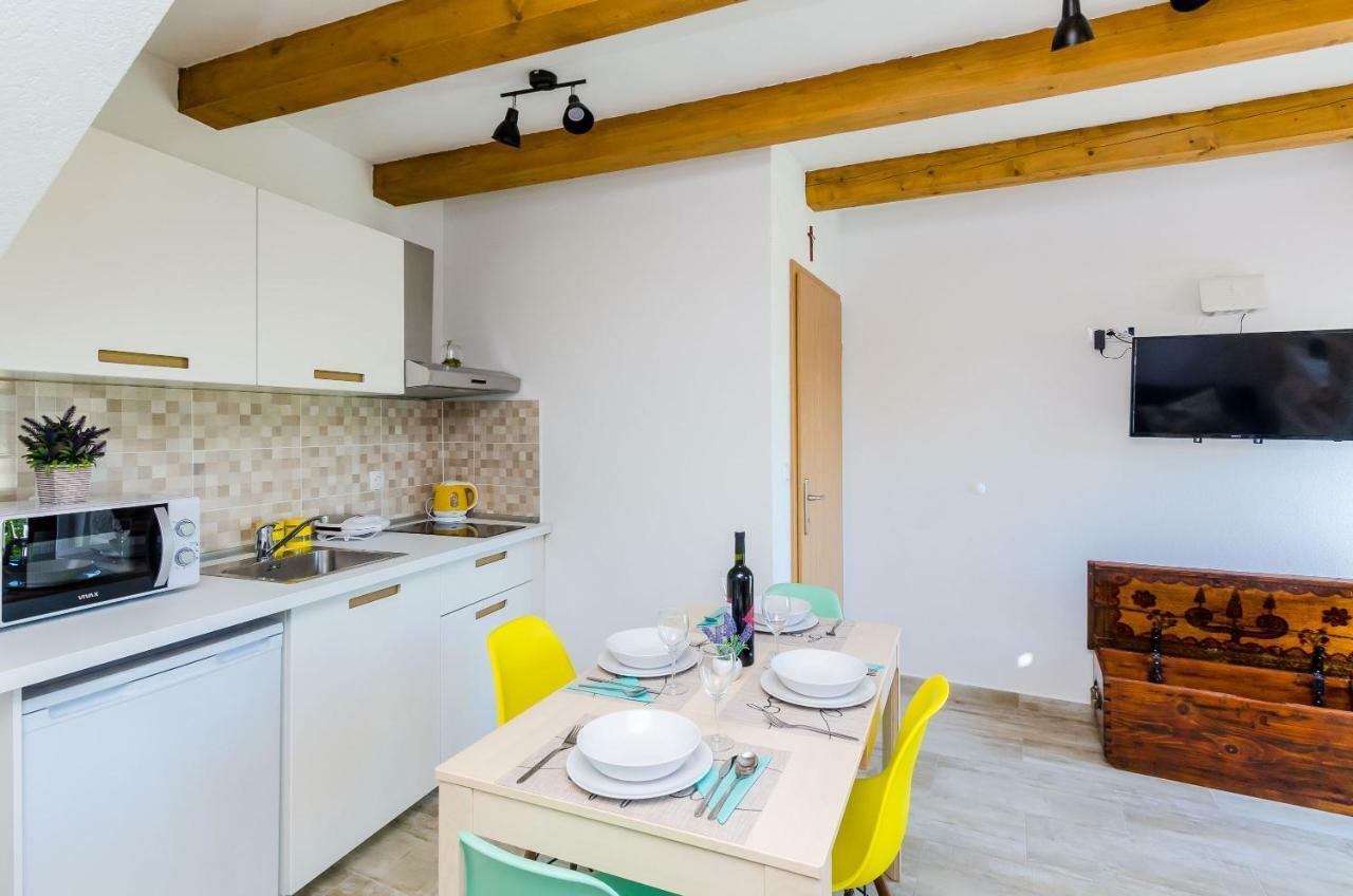 Apartment Korita Maranovici